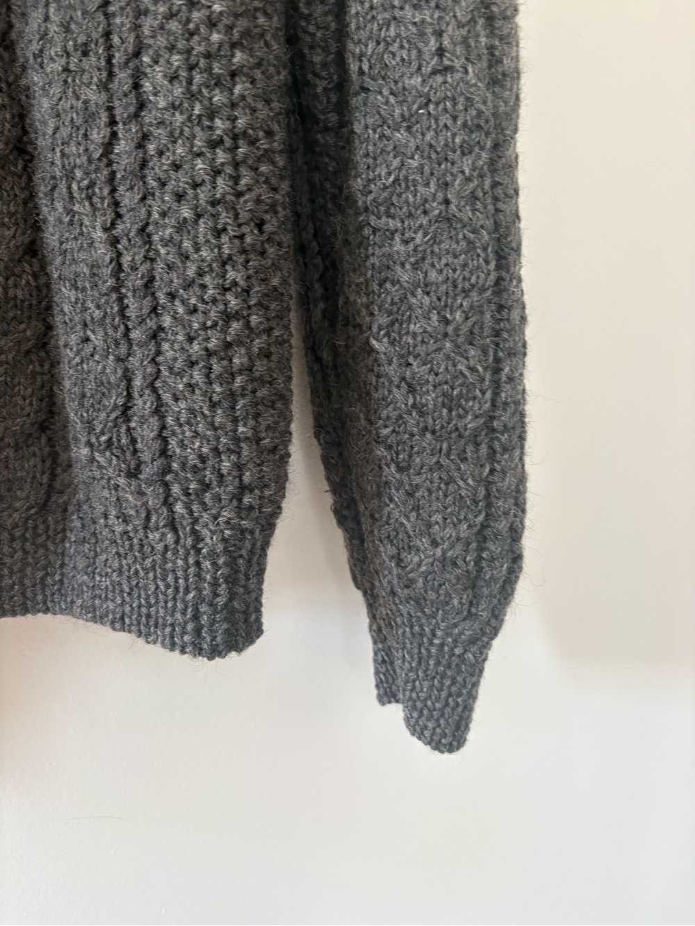 Vintage Cable Knit Crewneck Sweater - Picture 4 of 6